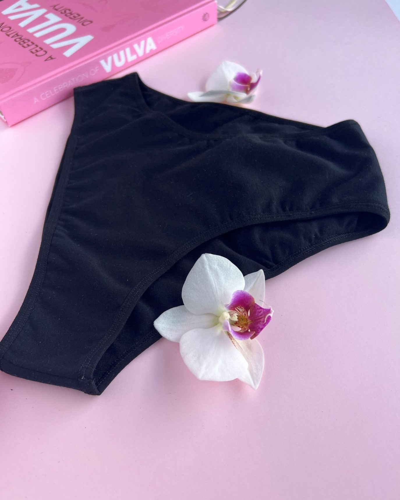 Arya teen brief Menstruationstrusse teenager